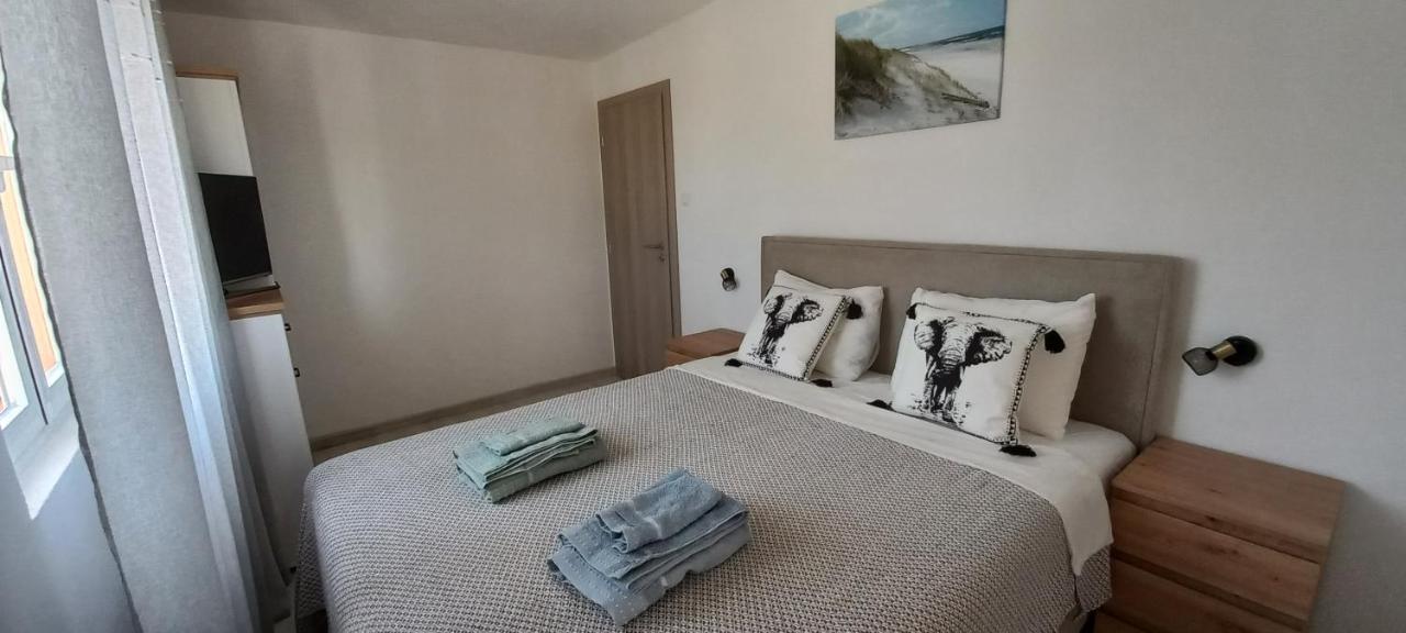 Apartments Toni ロゴズニッツァ エクステリア 写真