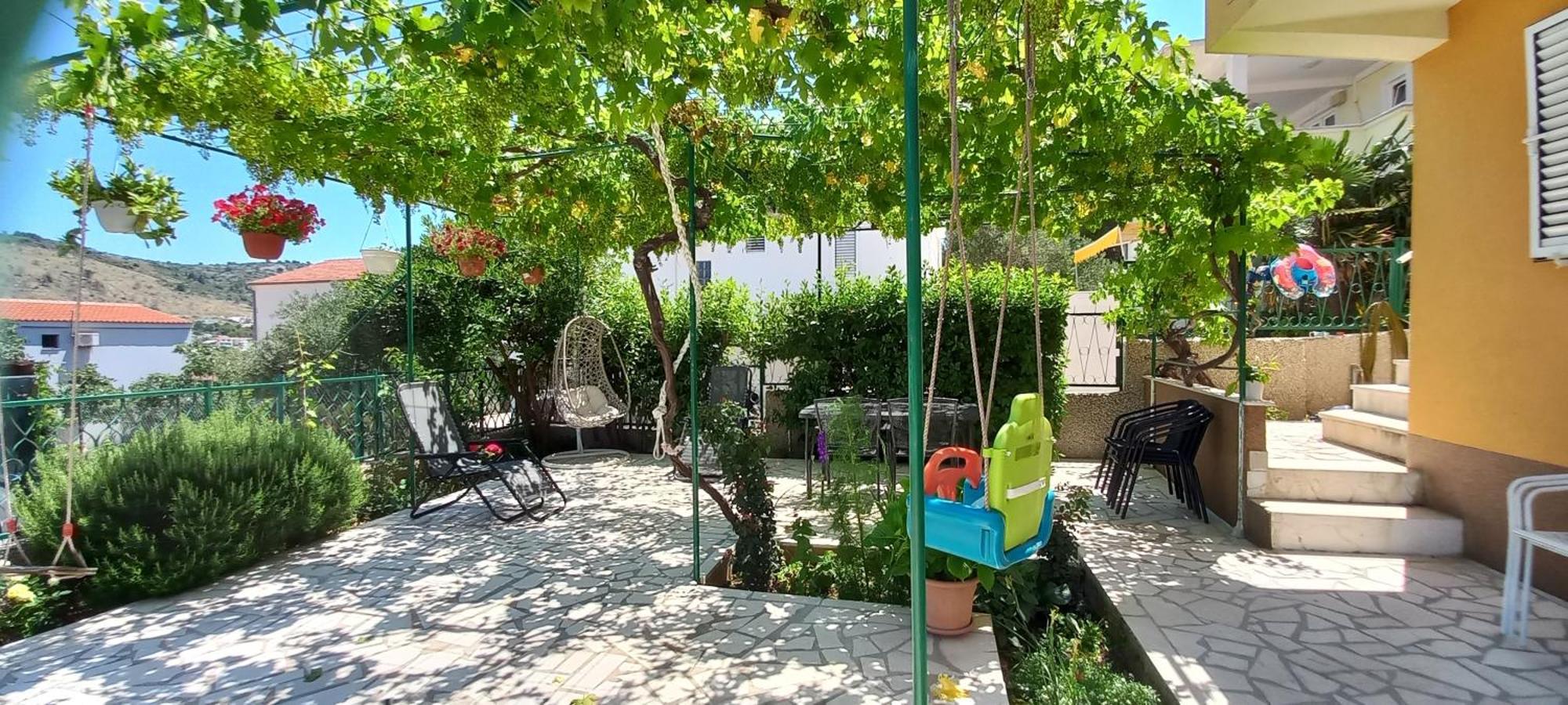 Apartments Toni ロゴズニッツァ エクステリア 写真