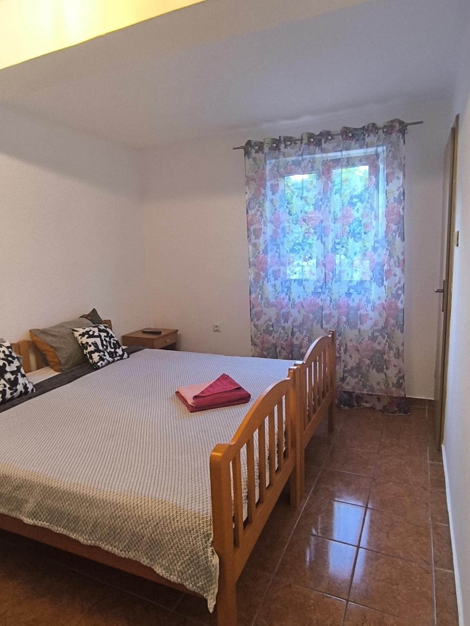 Apartments Toni ロゴズニッツァ エクステリア 写真